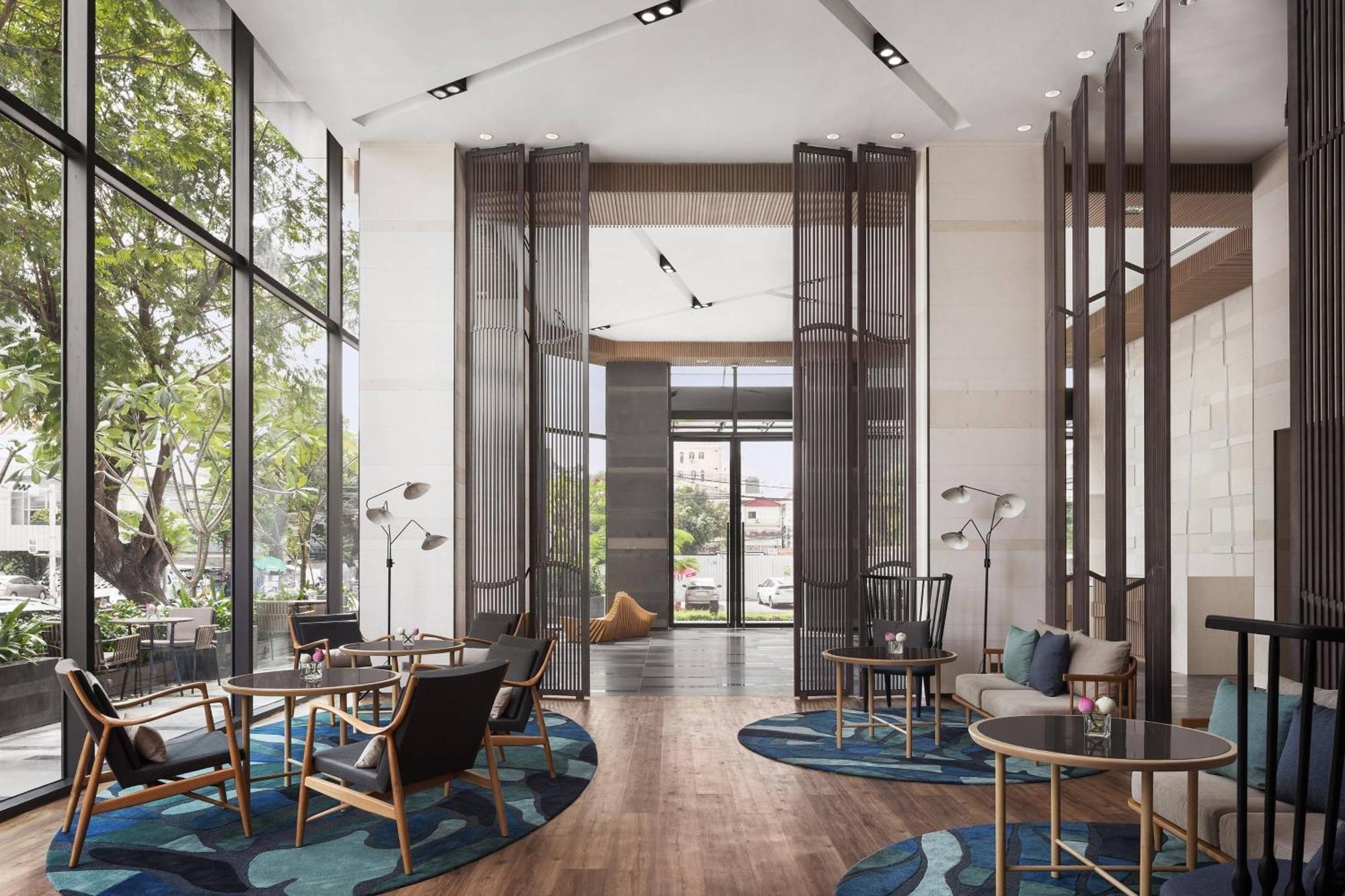 Hotel Courtyard By Marriott Phnom Penh Esterno foto